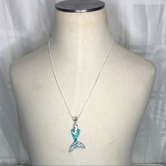 Mermaid Necklace - Picture 3 of 5